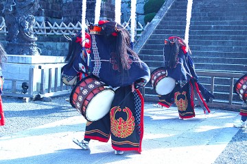 　　獅子踊り　　西門下前